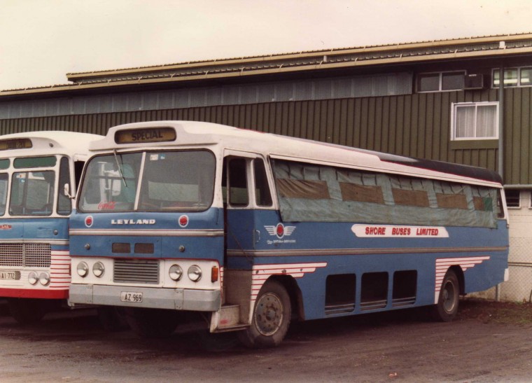 Leyland Viking of Shore Bus Ltd, rego AZ969