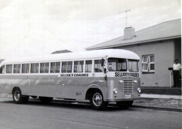 Ex Perth TAA Super White.Early 1965/66.New Livery designed by Jack Sellick.This livery remained on this vehicle when it was sold to Gawler Coaches.