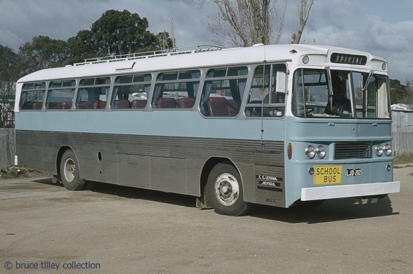 HEYFIELD BUS SERVICE <br />bruce tilley photo