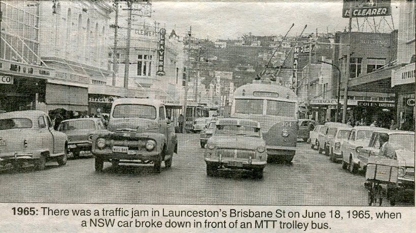 img351 - MTT 304 Brisbane St. Launceston traffic jam in LST June 18, 1965.jpg