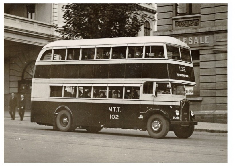 318  Dennis 102  North Tce  1936