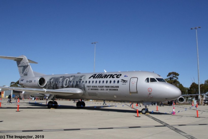 AllianceAirlines_VH-QQW_Fokker-70_100YearsEngland-Australia_RAAFEdinburgh_(10_11_19_F).jpg
