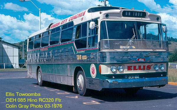 OEH 084
Ellis, Toowoomba (Garden City Coaches) Hino RC320/Freighter 3/1976.
Keywords: grayphoto hino_RC320 freighter