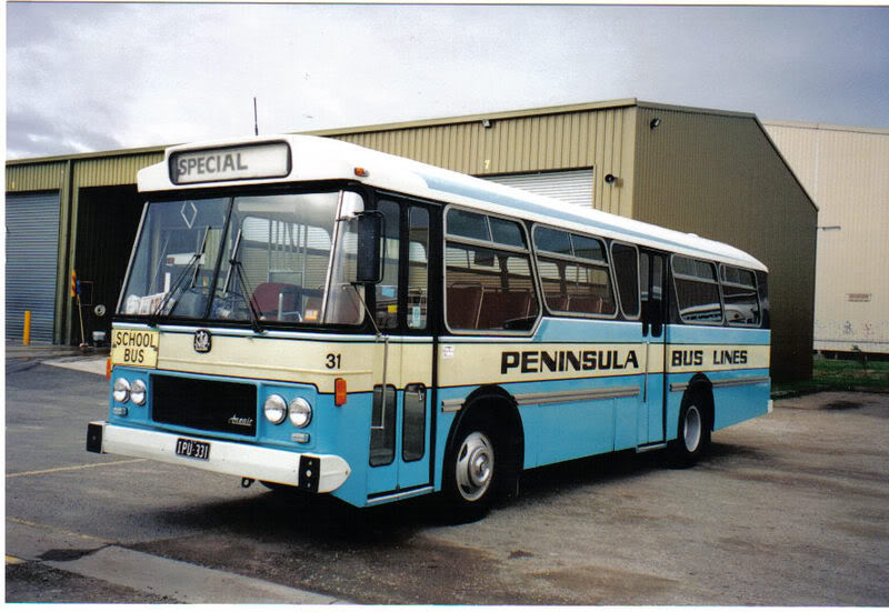IPU 331
Peninsula Bus Lines (31) Bedford BLP2/Ansair.
Keywords: venturatigerphoto bedford_BLP2 ansair
