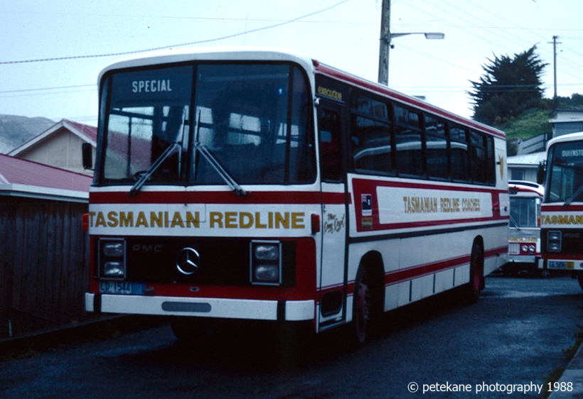 CD 1544
Tasmanian Redline Coaches (67) Mercedes OC1617/PMCSA in 1988.
Keywords: denairphoto mercedes_OC1617 pmc