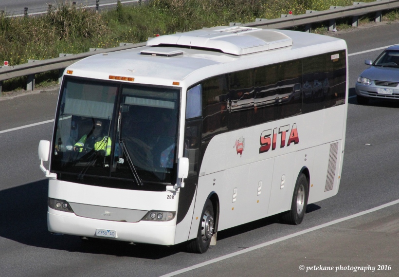 2358 AO
Sita Coaches, West Footscray (208) Volvo B7R/Autobus on the Monash Freeway 20th September 2016.
Keywords: denairphoto volvo_B7R autobus sita