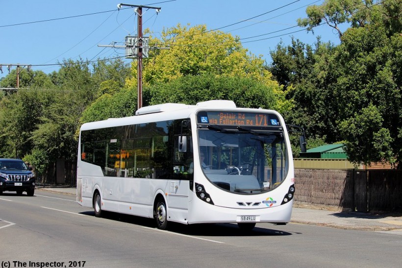 SB 49 LU
Torrens Transit (1905) Wright – Cummind/Wright Streetlite DF, the only "Wright Streetlite" currently in service in Australia, in Welbourne St, Mitchum 9/3/2017.
Keywords: inspectorphoto admetbuses cummins