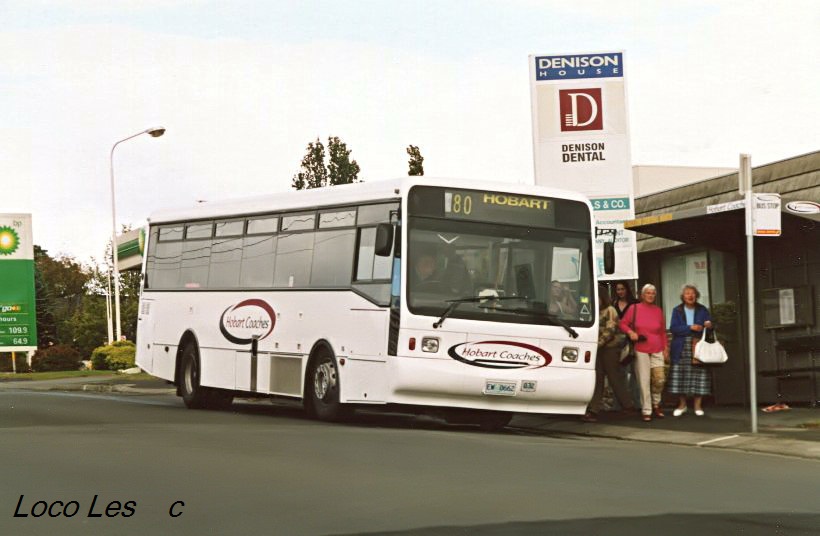 EW 0662
Hobart Coaches (16) Scania N113/Ansair Orana ex Met (641), at Kingston c 2006.
Keywords: locolesphoto scania_N113 ansair_orana