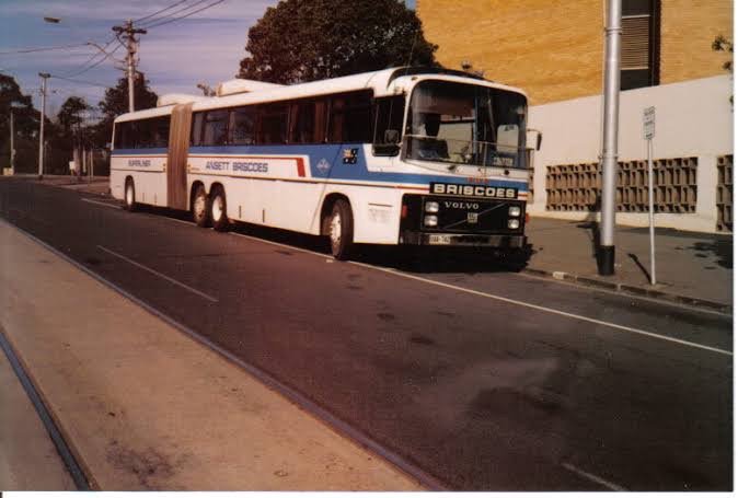 Ansett Briscoes Articulated Volvo coach. Not my photo