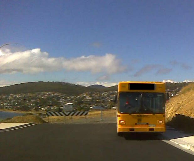 A bus in Tasmania.jpg