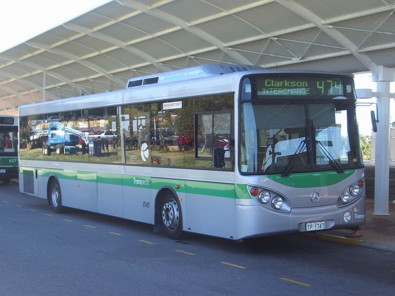 1747 at Joondalup I/C, waiting to commence a 474 to Clarkson