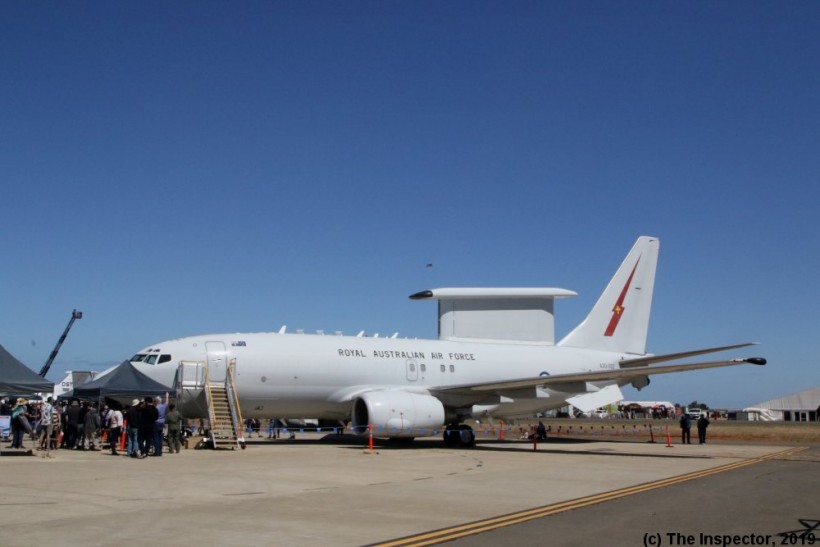 RAAF_A30-002_Boeing737-AEW&C_RAAFEdinburgh_(10_11_19_A).jpg